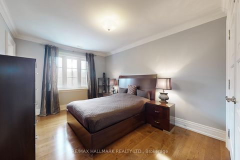 Photo 32 at 206 Churchill Avenue, Rural King, King