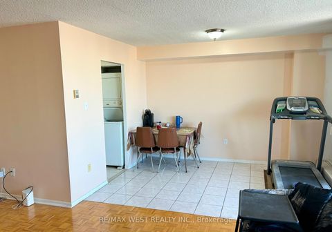 Photo 3 at 1510 - 5 San Romano Way, Black Creek, Toronto