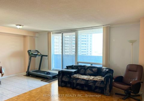 Photo 5 at 1510 - 5 San Romano Way, Black Creek, Toronto