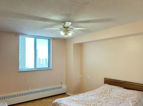 Photo 12 at 1510 - 5 San Romano Way, Black Creek, Toronto