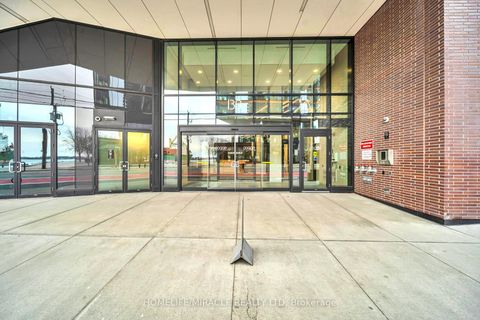 Photo 9 at 721 - 130 Queens Quay E, Waterfront Communities C8, Toronto