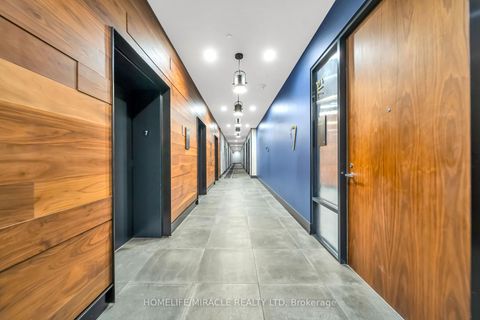 Photo 13 at 721 - 130 Queens Quay E, Waterfront Communities C8, Toronto