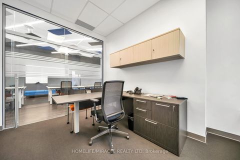 Photo 16 at 721 - 130 Queens Quay E, Waterfront Communities C8, Toronto