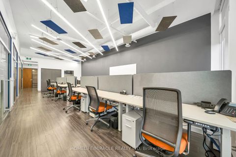 Photo 29 at 721 - 130 Queens Quay E, Waterfront Communities C8, Toronto