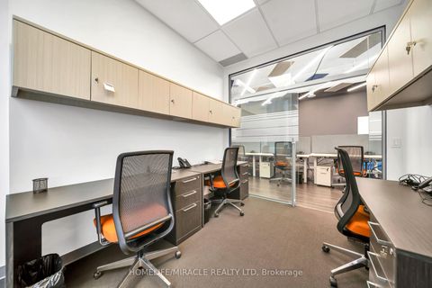 Photo 32 at 721 - 130 Queens Quay E, Waterfront Communities C8, Toronto