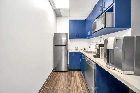 Photo 34 at 721 - 130 Queens Quay E, Waterfront Communities C8, Toronto