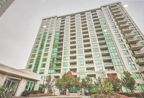 Photo 3 at 210 - 100 Promenade Circle, Brownridge, Vaughan
