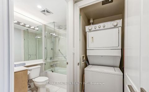 Photo 13 at 210 - 100 Promenade Circle, Brownridge, Vaughan