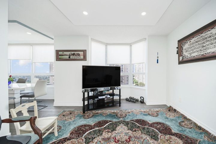 Photo 24 at 1802 - 8 Lisa Street, Queen Street Corridor, Brampton