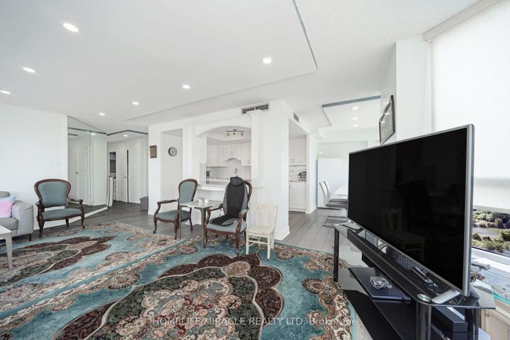 Photo 25 at 1802 - 8 Lisa Street, Queen Street Corridor, Brampton