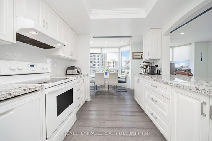 Photo 31 at 1802 - 8 Lisa Street, Queen Street Corridor, Brampton