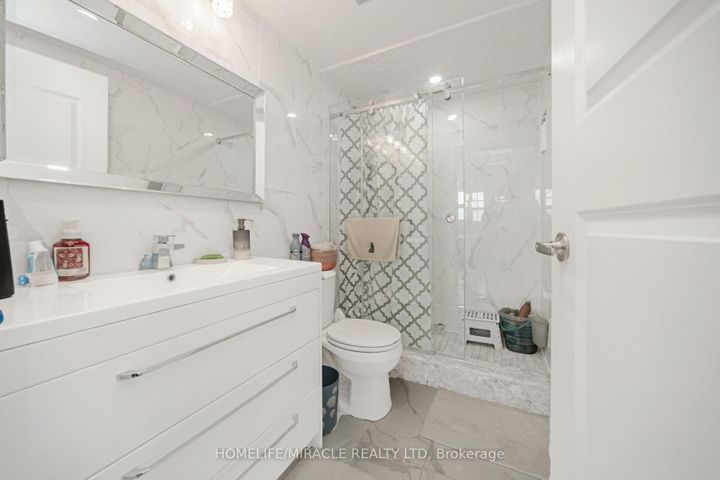 Photo 37 at 1802 - 8 Lisa Street, Queen Street Corridor, Brampton