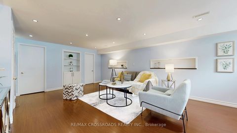 Photo 31 at 47 Flavian Crescent, Hillcrest Village, Toronto