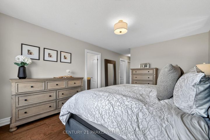 Photo 22 at 123 RUSSEL Drive, Bradford, Bradford West Gwillimbury