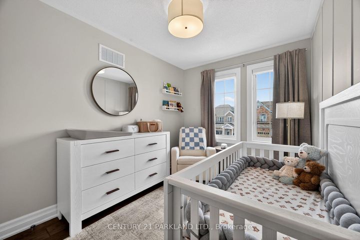 Photo 23 at 123 RUSSEL Drive, Bradford, Bradford West Gwillimbury