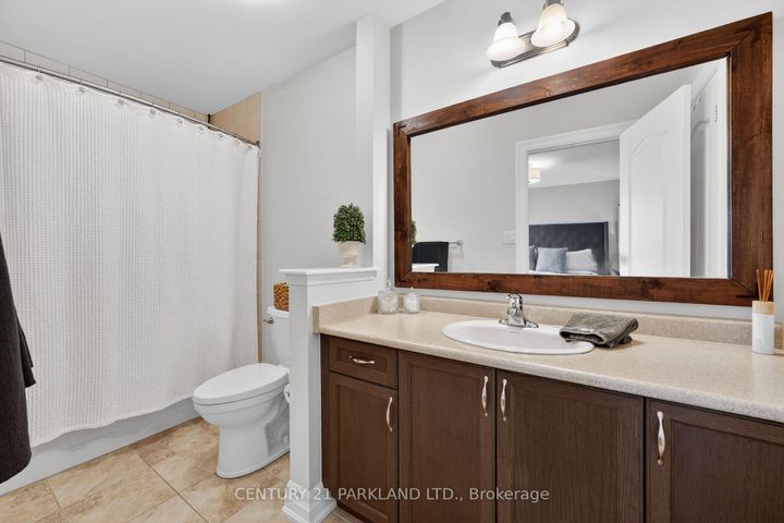 Photo 29 at 123 RUSSEL Drive, Bradford, Bradford West Gwillimbury