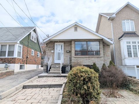 Photo 1 at 53 Dunraven Drive, Eglinton West, Toronto