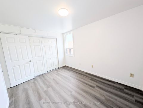 Photo 17 at 53 Dunraven Drive, Eglinton West, Toronto