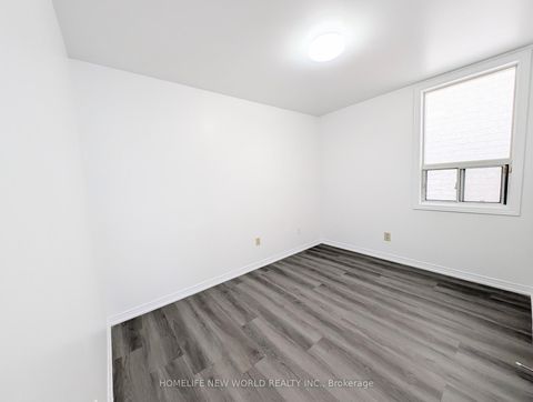 Photo 18 at 53 Dunraven Drive, Eglinton West, Toronto