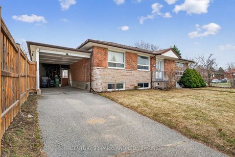 Photo 1 at 63 Brantwood Drive, Woburn, Toronto