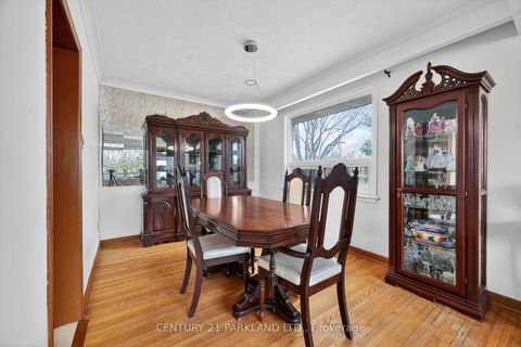 Photo 6 at 63 Brantwood Drive, Woburn, Toronto