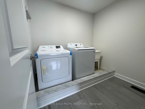 Photo 15 at 9 Dariole Drive, Oak Ridges Lake Wilcox, Richmond Hill