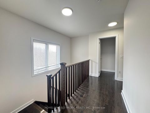 Photo 19 at 9 Dariole Drive, Oak Ridges Lake Wilcox, Richmond Hill