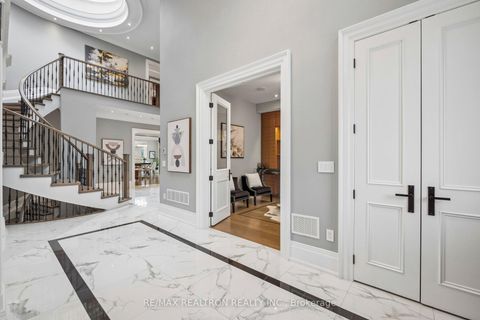 Photo 5 at 12 Miner Circle, Unionville, Markham