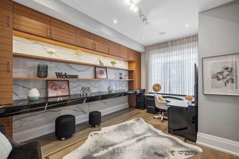 Photo 15 at 12 Miner Circle, Unionville, Markham