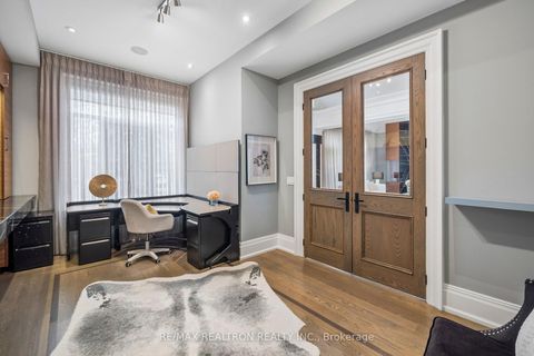 Photo 16 at 12 Miner Circle, Unionville, Markham