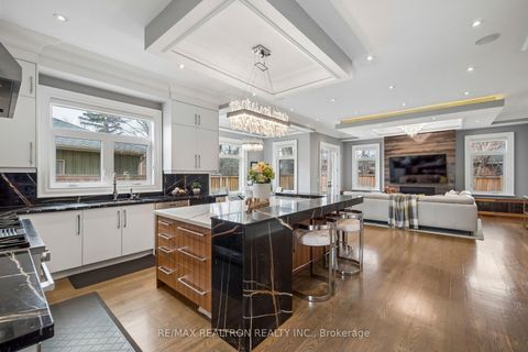 Photo 19 at 12 Miner Circle, Unionville, Markham