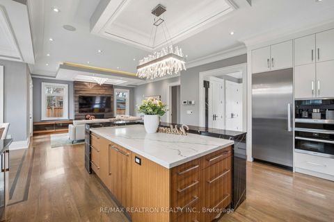 Photo 24 at 12 Miner Circle, Unionville, Markham