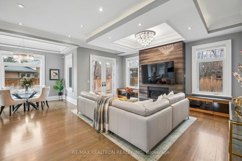 Photo 26 at 12 Miner Circle, Unionville, Markham