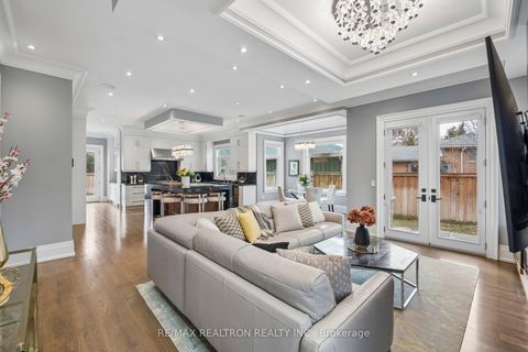 Photo 27 at 12 Miner Circle, Unionville, Markham