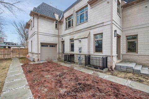 Photo 49 at 12 Miner Circle, Unionville, Markham