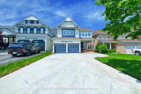 Photo 3 at 1350 Aldergrove Drive, Taunton, Oshawa