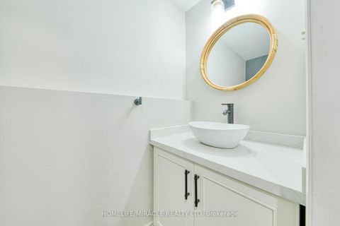 Photo 32 at 1350 Aldergrove Drive, Taunton, Oshawa