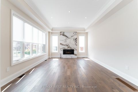 Photo 10 at 119 Jay Street, Maple Leaf, Toronto