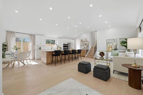 Photo 1 at 3 Reuben Street, Aurora Village, Aurora