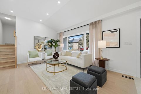 Photo 2 at 3 Reuben Street, Aurora Village, Aurora