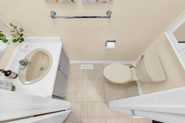 Photo 22 at 20 Jeremy Place, Northgate, Brampton