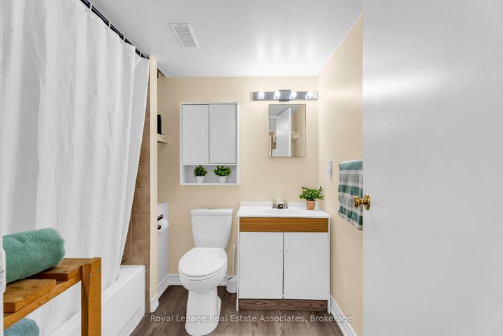 Photo 39 at 20 Jeremy Place, Northgate, Brampton