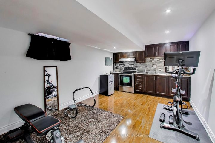 Photo 18 at 136 Degrassi Cove Circle, Credit Valley, Brampton