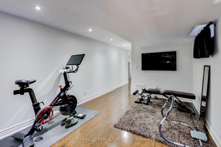 Photo 19 at 136 Degrassi Cove Circle, Credit Valley, Brampton