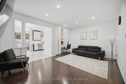 Photo 8 at 87 Via Toscana Drive, Vellore Village, Vaughan