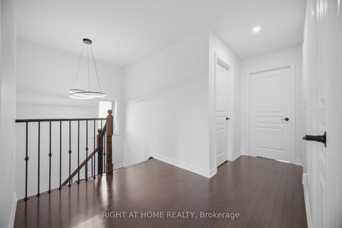 Photo 18 at 87 Via Toscana Drive, Vellore Village, Vaughan