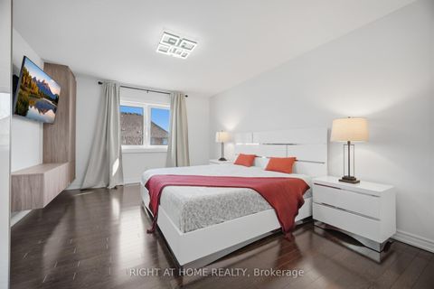 Photo 19 at 87 Via Toscana Drive, Vellore Village, Vaughan