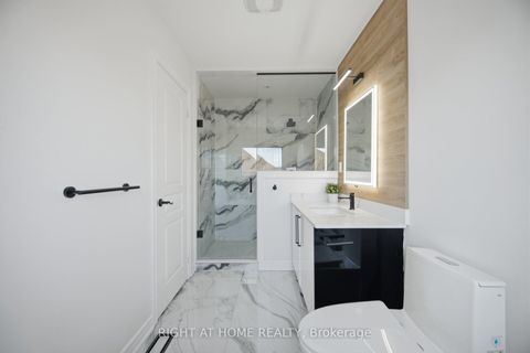 Photo 23 at 87 Via Toscana Drive, Vellore Village, Vaughan