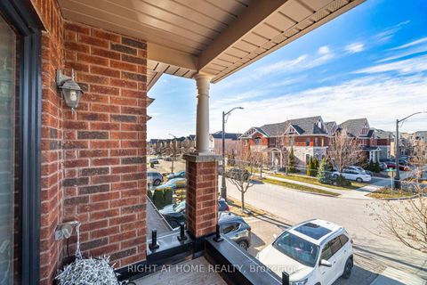Photo 30 at 87 Via Toscana Drive, Vellore Village, Vaughan