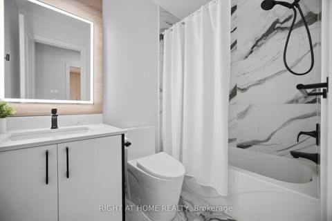 Photo 34 at 87 Via Toscana Drive, Vellore Village, Vaughan